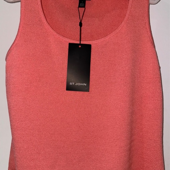 ST. JOHN top, pristine, size M, color watermelon - Picture 3 of 5